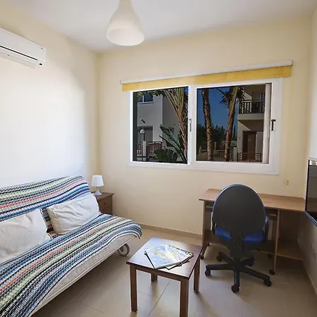 Oforo Sunshine - Modern 4 Bedroom Central Pernera - Short Walk To Pernera Beach * Protaras